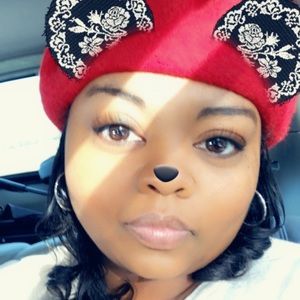 Meet your Posher, Cheriese